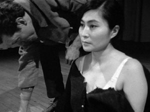 Yoko-Ono-2