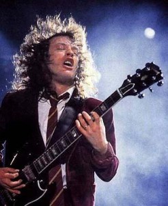 Angus-Young-2