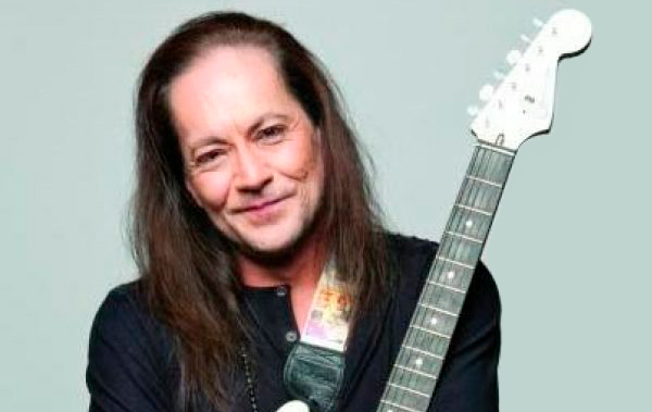 Jake E. Lee